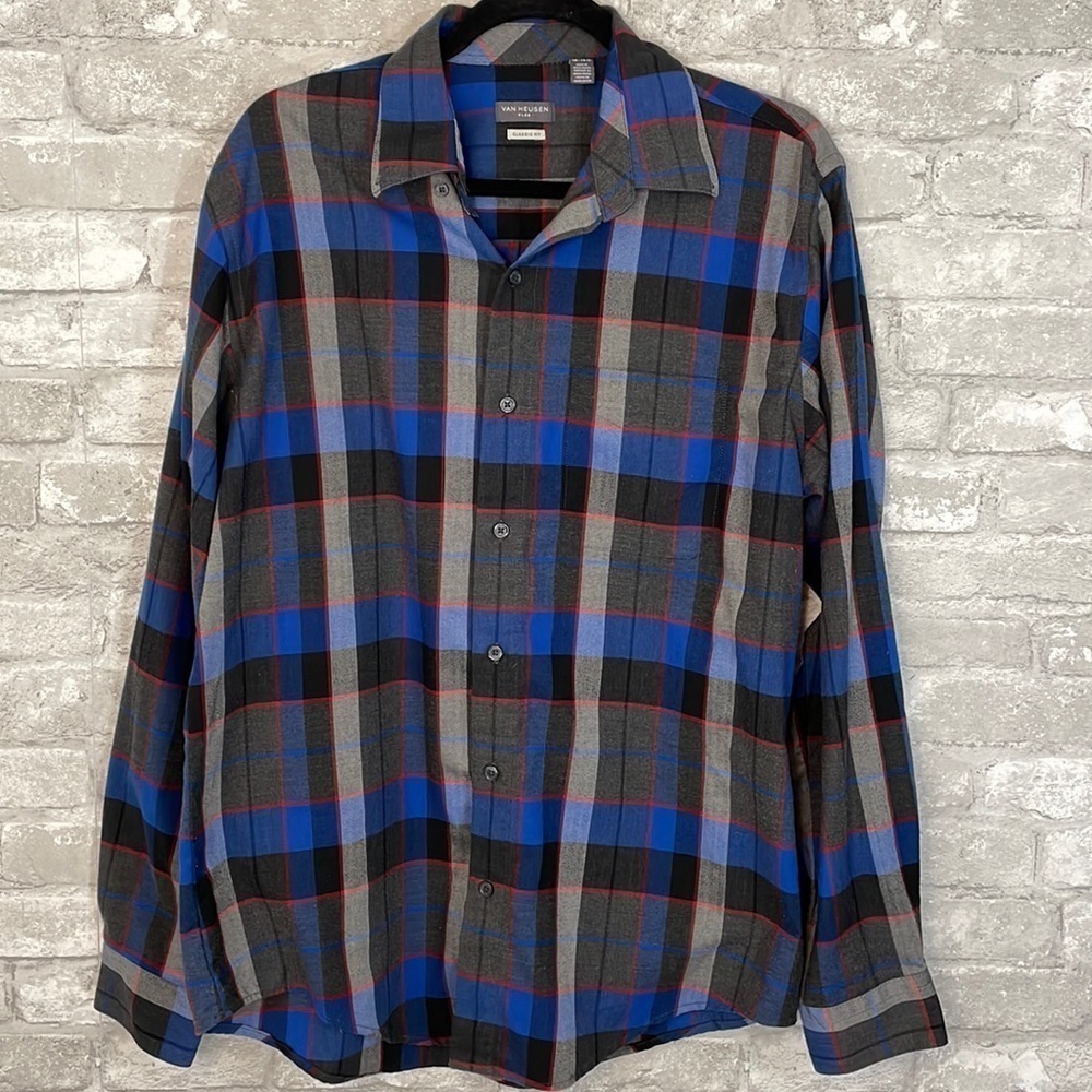 Van Heusen Classic Fit Button Down Shirt